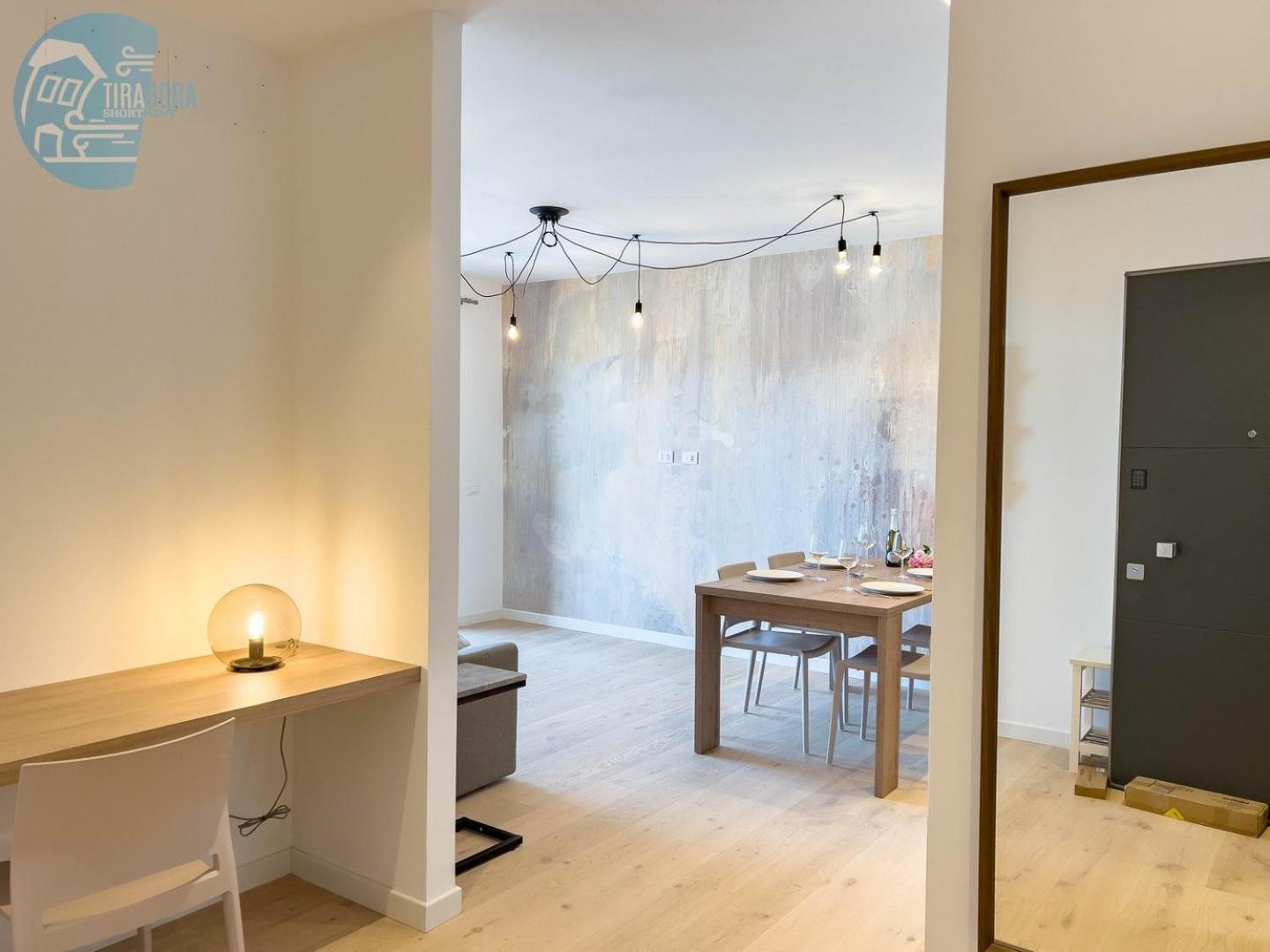 Blue Life Tirabora Short Rent